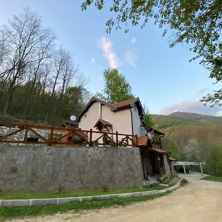 Kuca Za Odmor ,,balkan” *