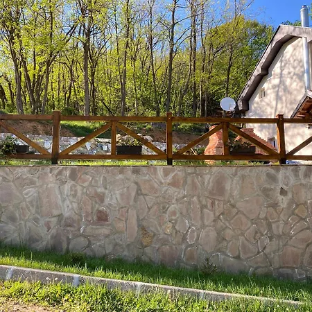 Kuca Za Odmor ,,balkan” Tatil Evi